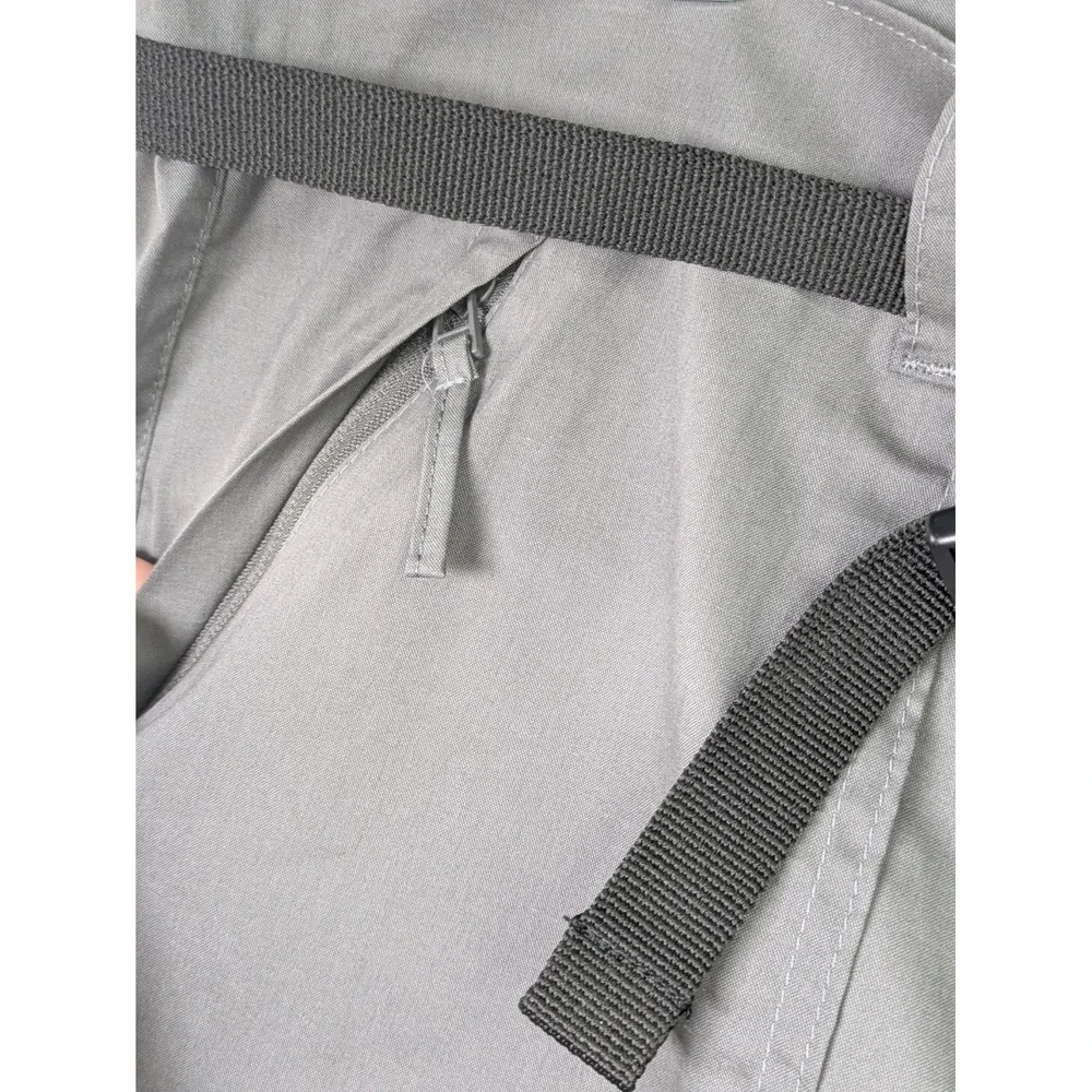 Croft‎ & Barrow Mens Shorts NWT 36 Gray Utility Cargo Pockets Stretchy Outdoors